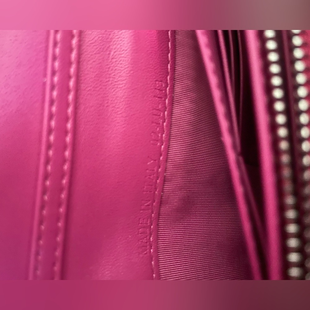 Dior wallet on chain- brand new! - Picture 12 of 12